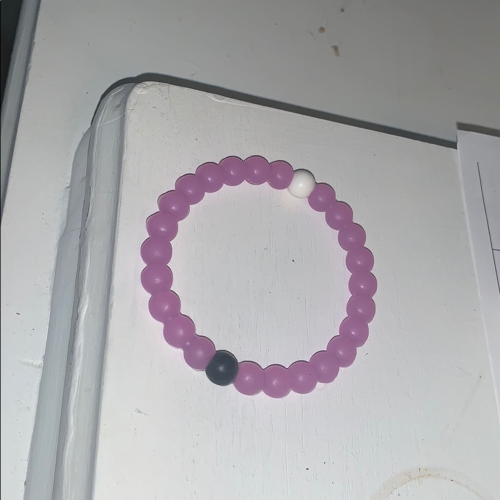 Foe lokai bracelet never worn!!